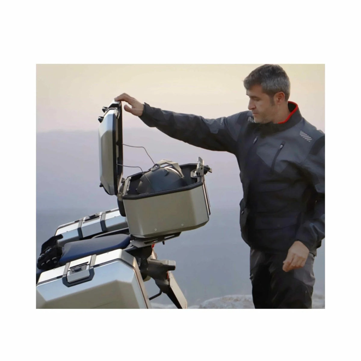 SHAD TR48 Terra 48L Motorcycle Top Case