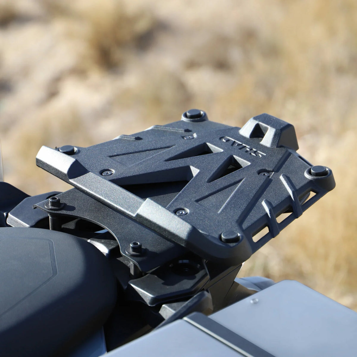 SHAD Black Aluminium Mounting Plate + Screws