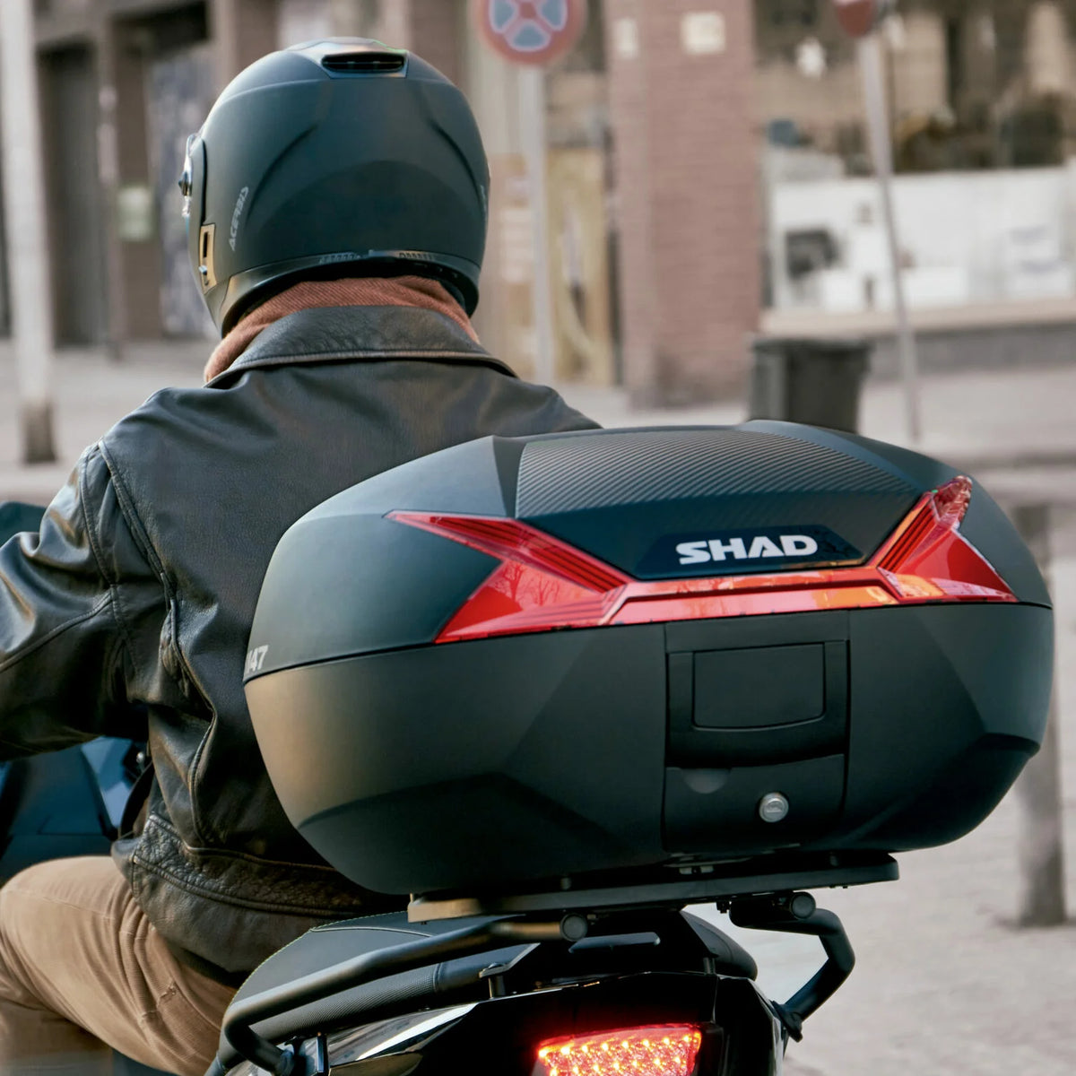 SHAD SH47 Red 47L Motorcycle Top Case