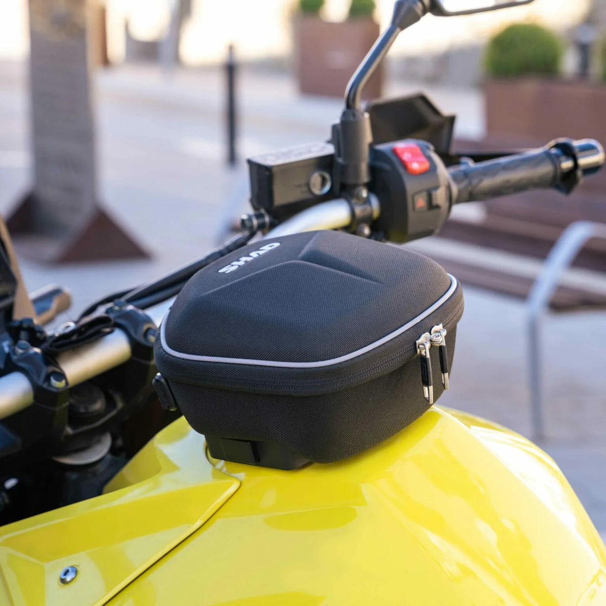 SHAD E02C 2L Tank Bag