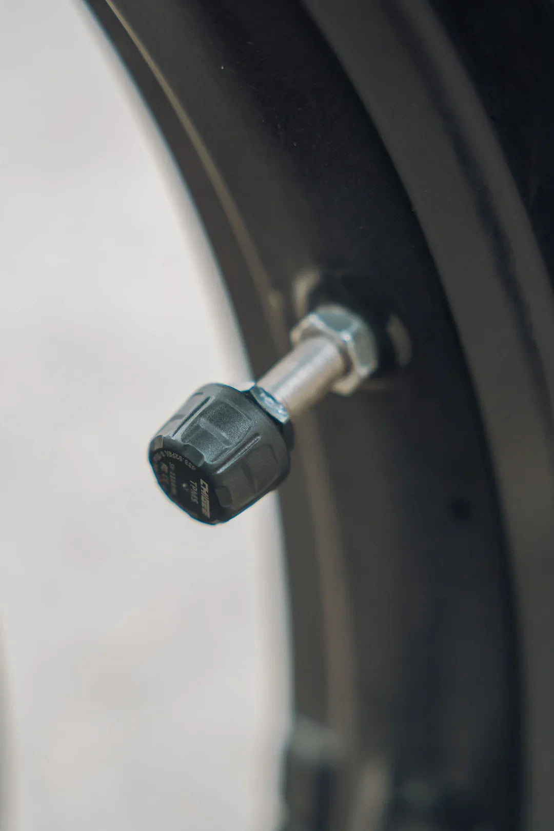 Chigee External Tire Pressure Sensors, side view