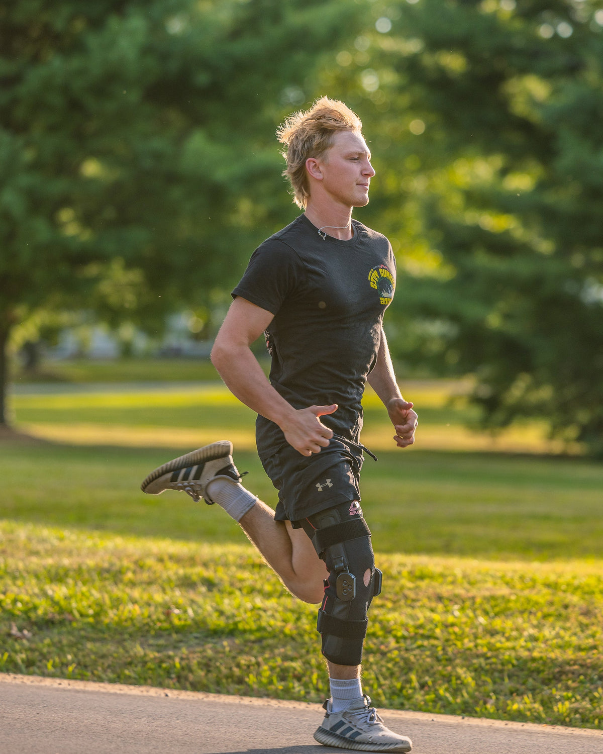 EVS SX02 Knee Brace (Single)
