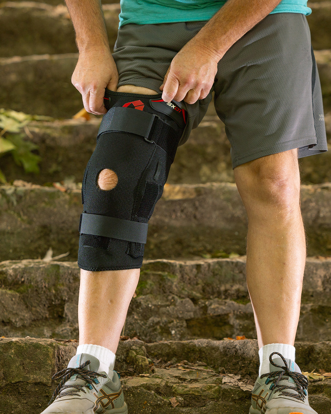 EVS SX01 Knee Brace (Single)