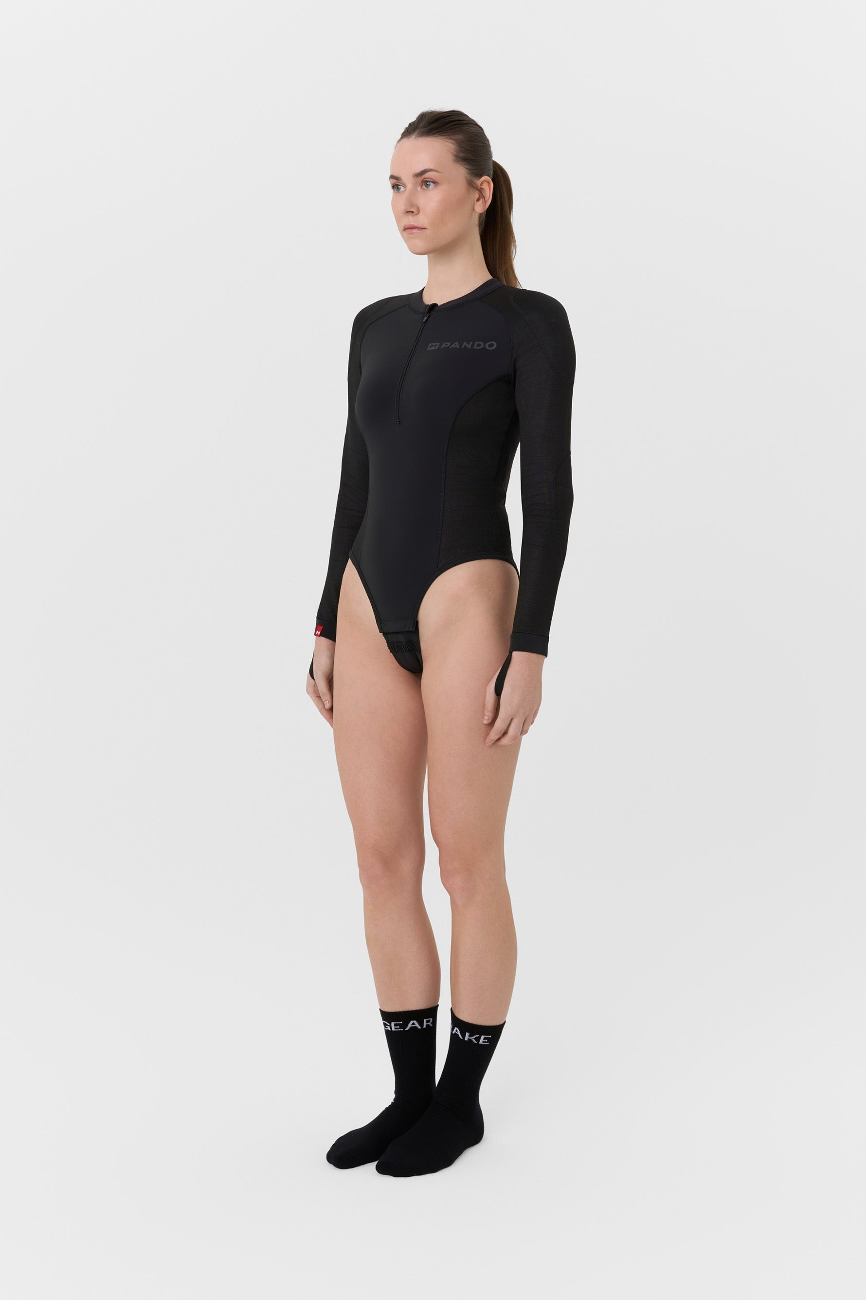 SHELL WW BLACK 02 - Protective motorcycle base layer / body