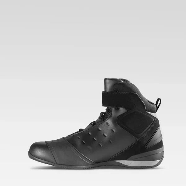 Motorcycle boots 
