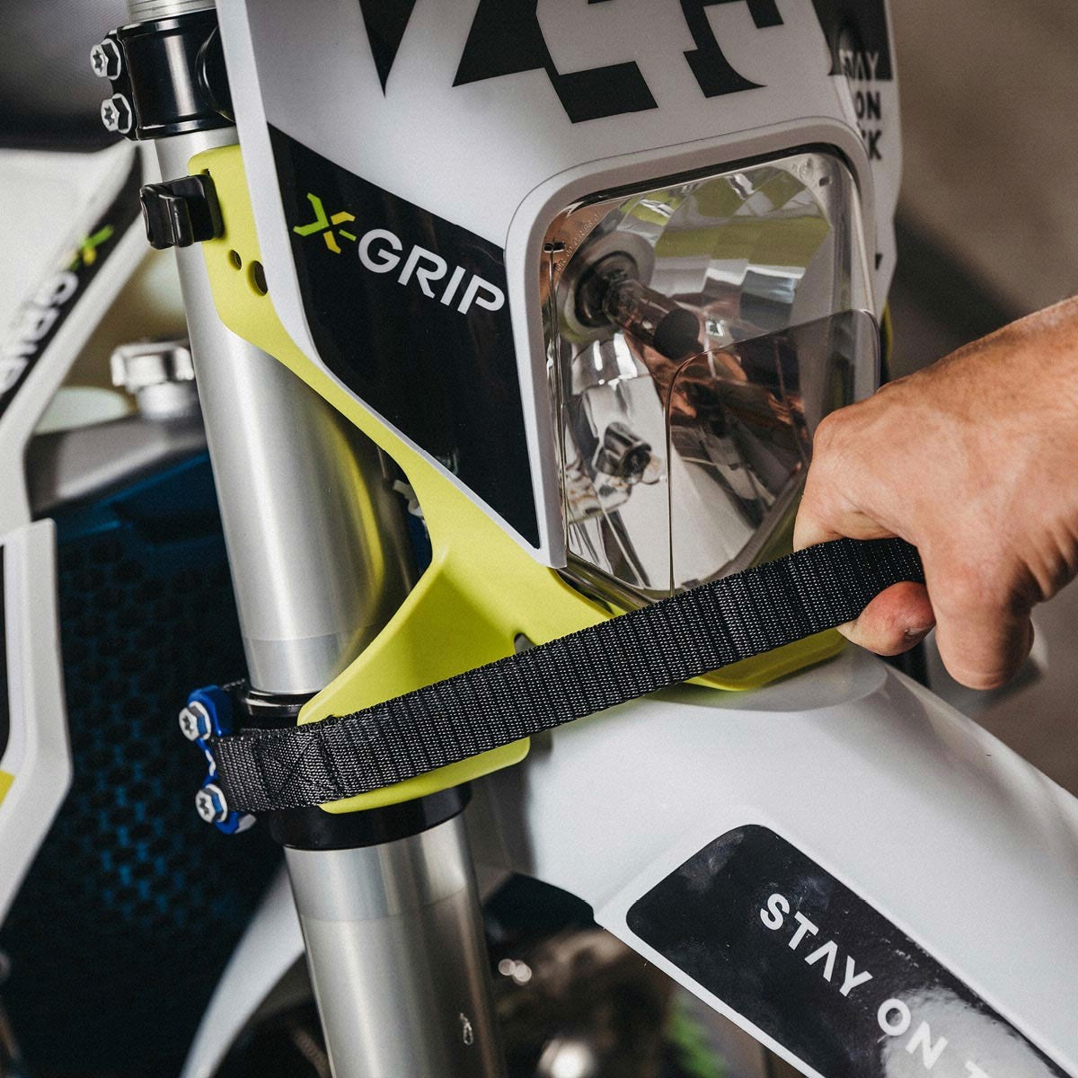 X-Grip Screwed Lifting Strap Front