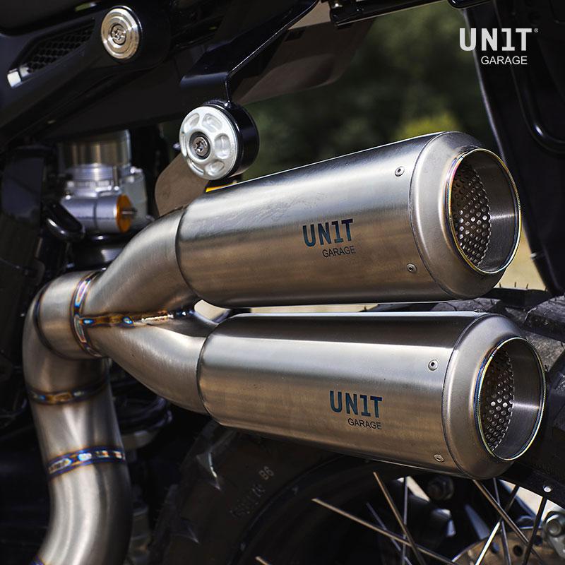 Unit Garage - Double High Pipe Nine T Scrambler With Visible Welding (Silencer In Titanium With End Cap Grill)