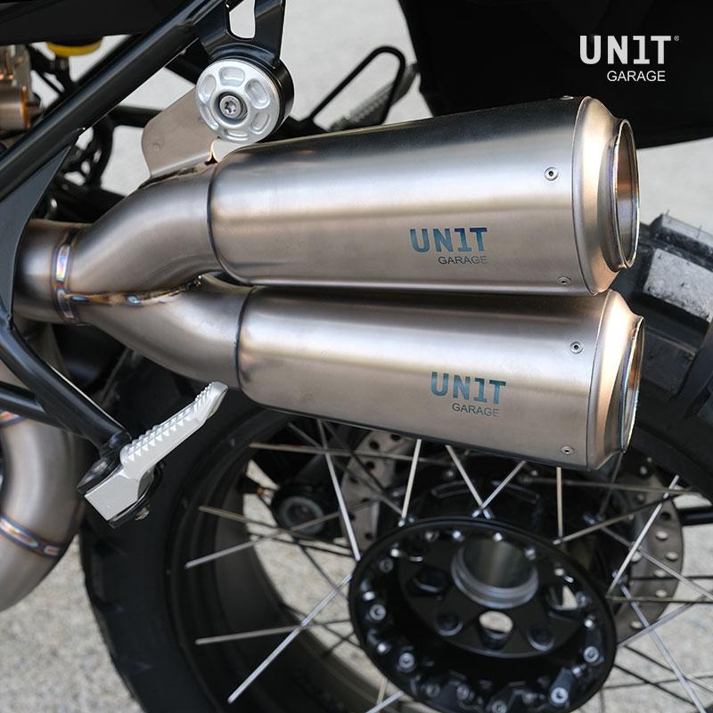 Unit Garage - Double High Pipe Nine T Scrambler With Visible Welding (Silencer In Titanium With End Cap Grill)