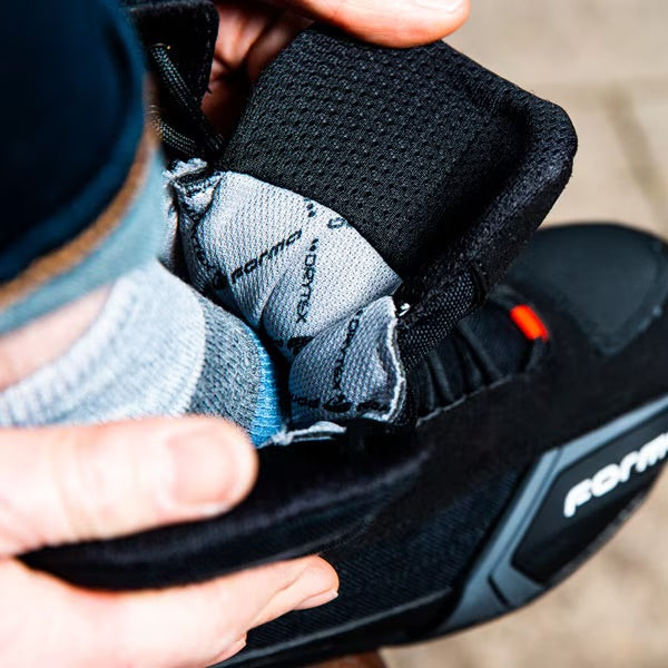 FORMA VIPER DRY BLACK