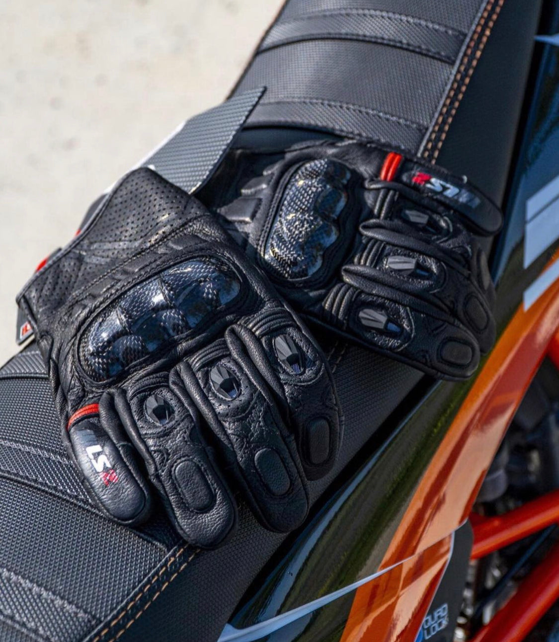 LS2 “SPARK” GLOVES