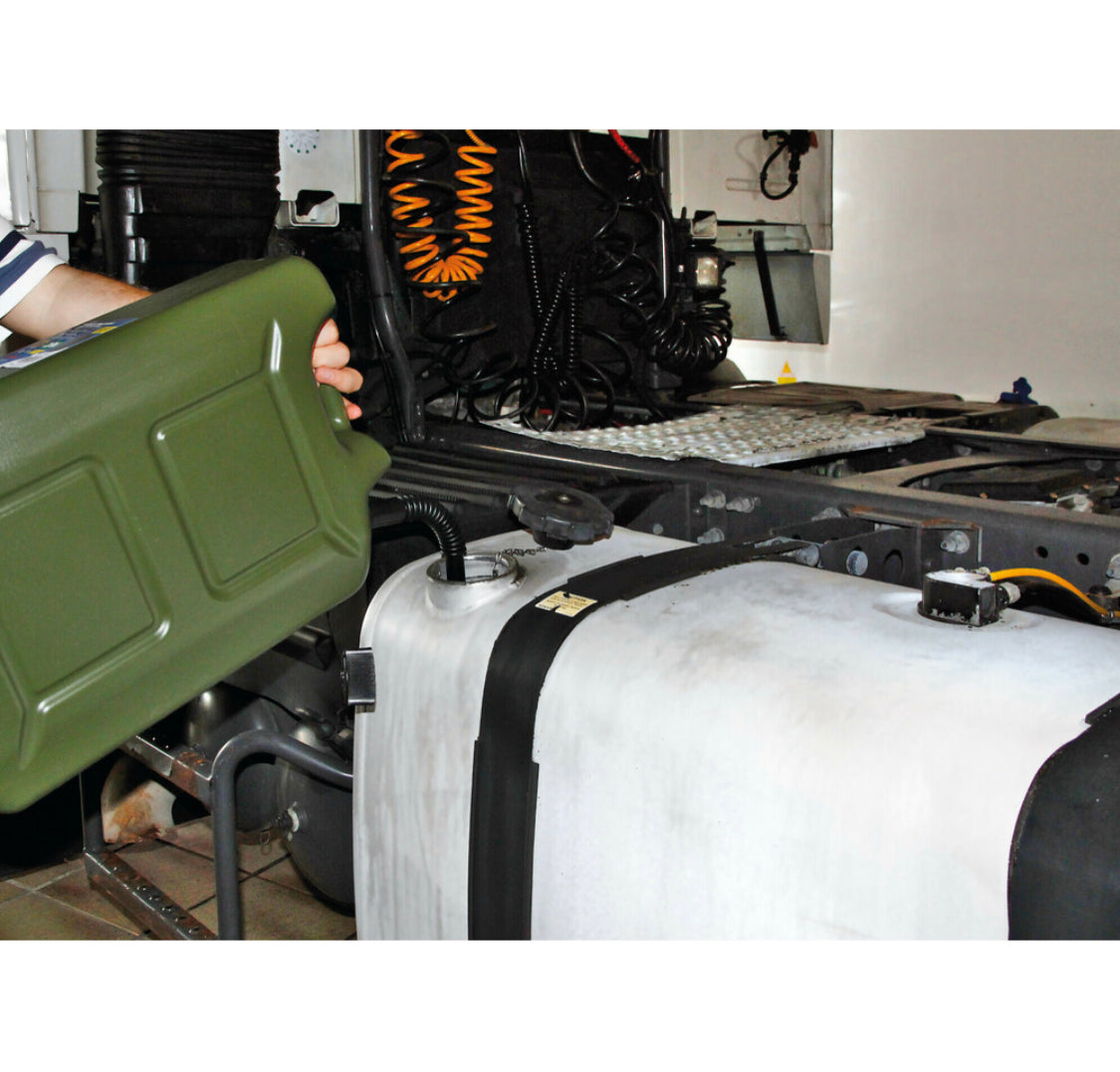 LAMPA PE military type jerry can - 20 L