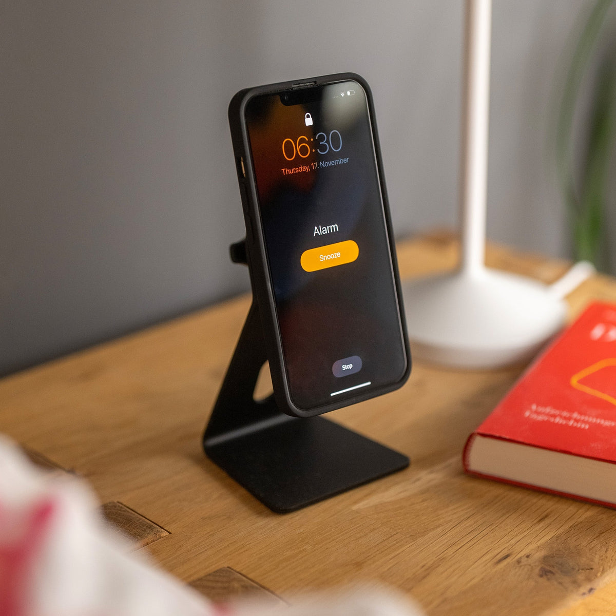 SP Connect - Charging Office Stand SPC+