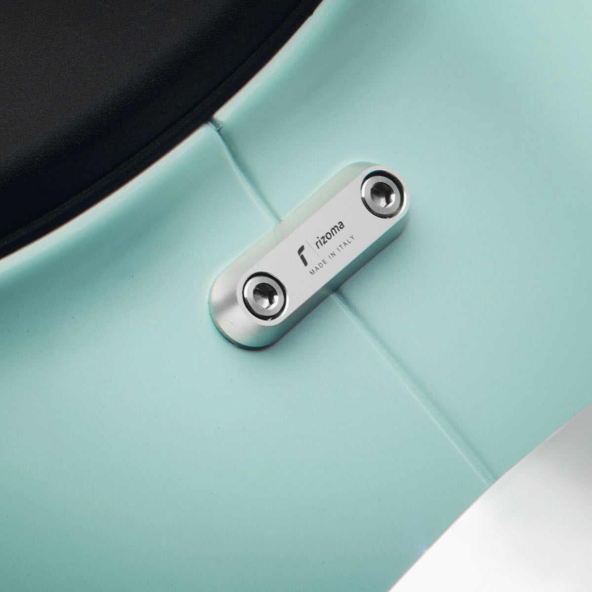 Rizoma - REAR HANDLE TAG for Vespa GTS/GTV