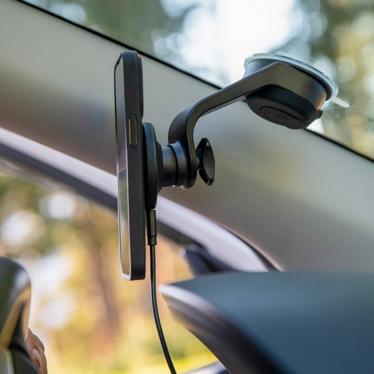 SP Connect - Charging Suction Mount SPC+